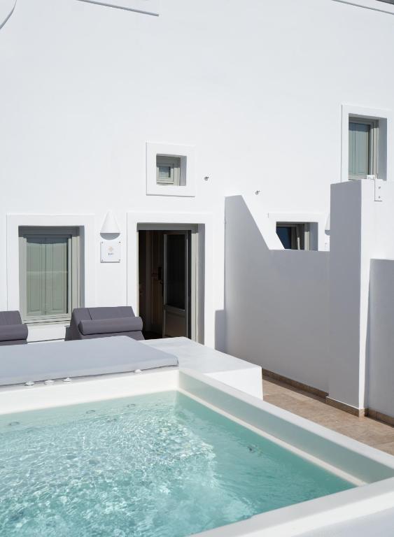 Asha Luxury Suites photo