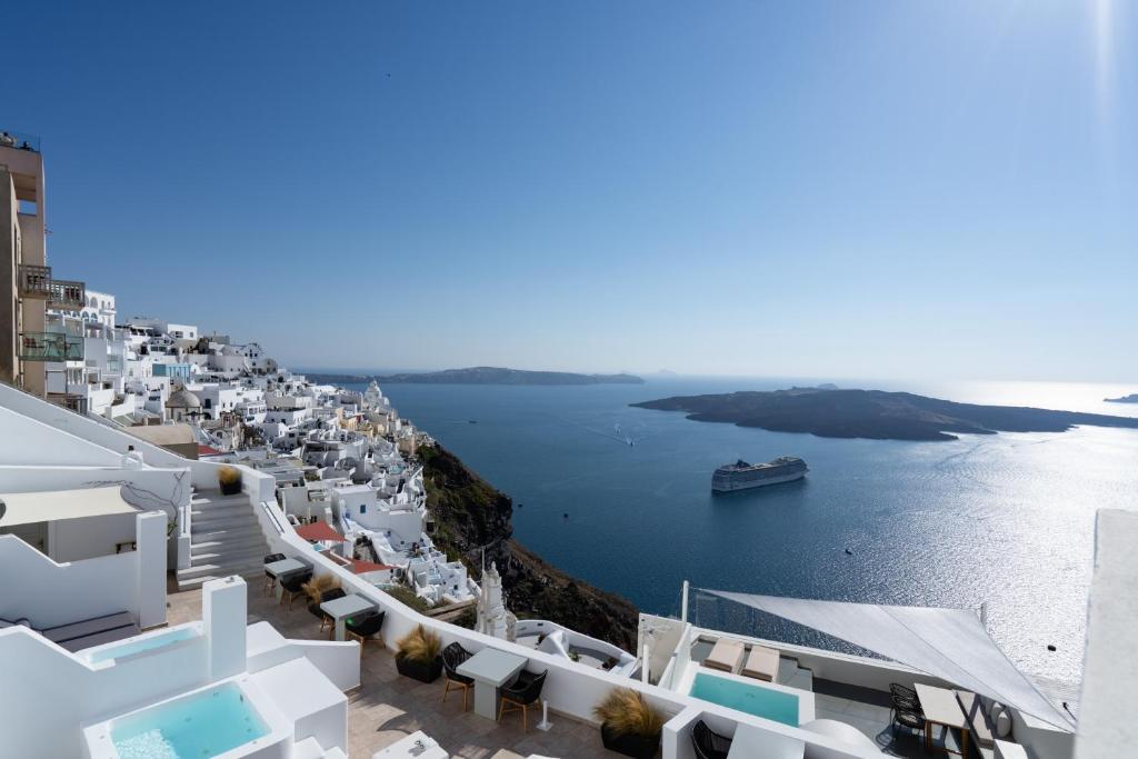 Asha Luxury Suites photo