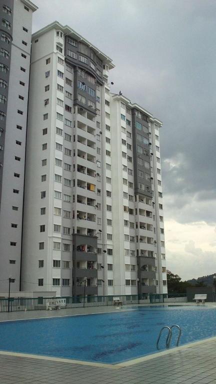 Budget Single Room D13A9 Suria Kipark Damansara Apartment — Hotel in Kuala Lumpur