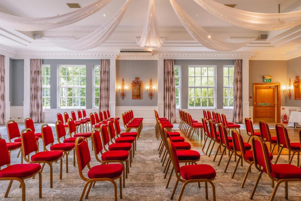 غرفة الاجتماعات/الاحتفالات