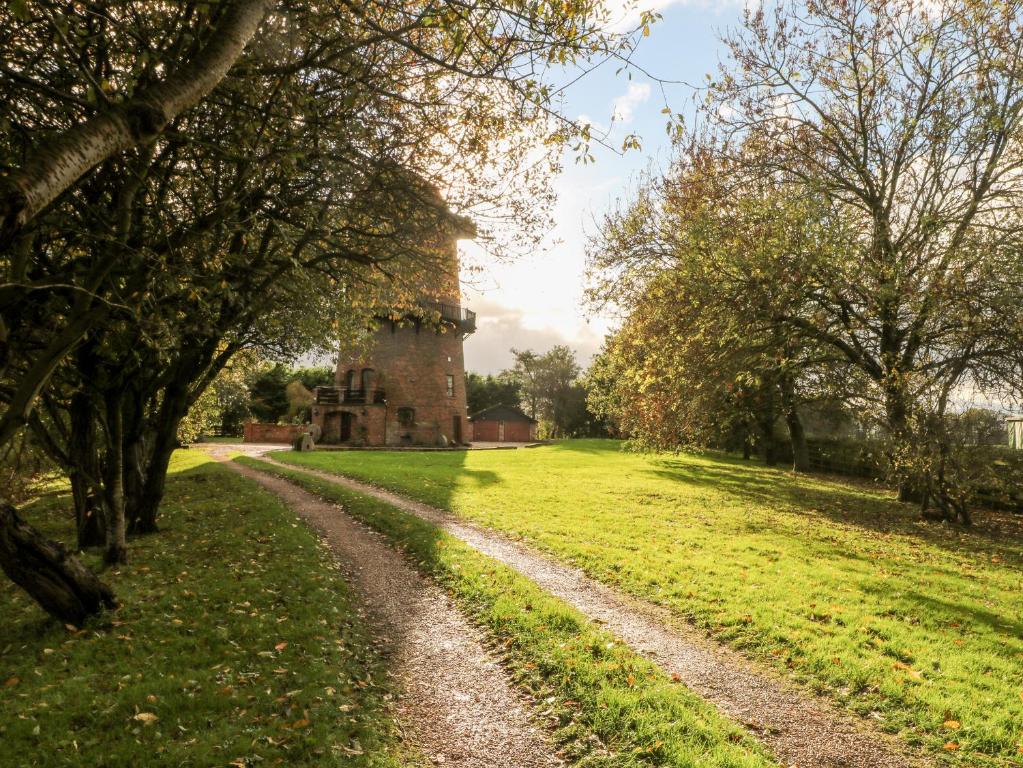 Windmill On The Farm, Ormskirk