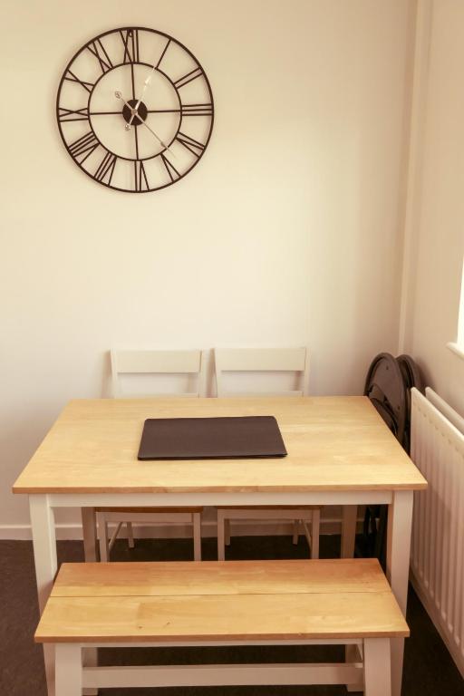 Home in Longwell Green photo 6