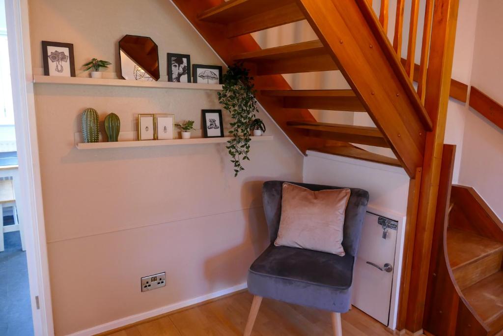 Home in Longwell Green photo 4