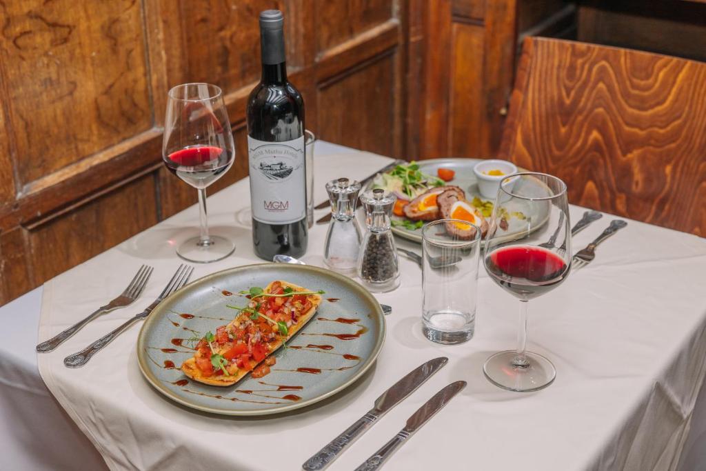 طعام و مشروبات