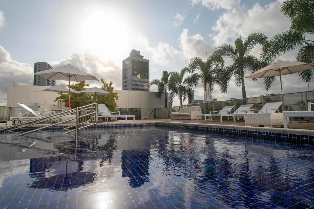 Bugan Recife Boa Viagem Hotel - by Atlantica，位于累西腓的酒店