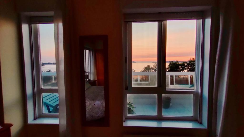 Samil Apartment, primera línea de playa con Wifi y Garaje - 5