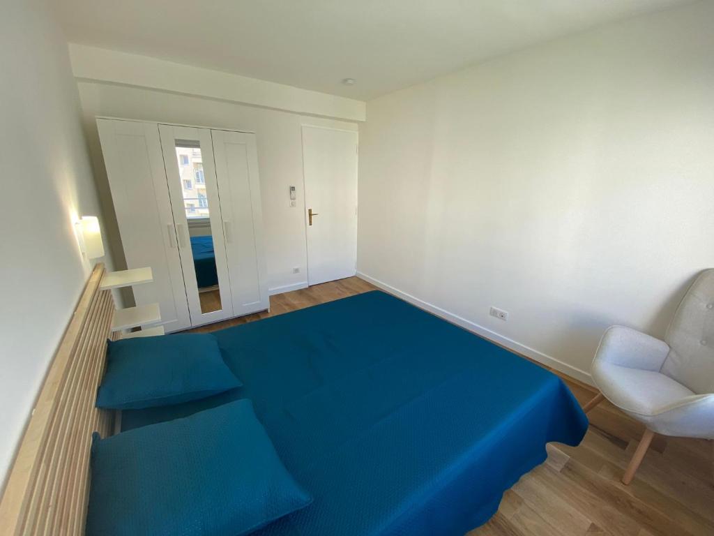 Renovated 4 room Apartment-Parking next door and Beach at 700m - 2