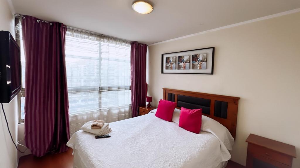 Apartamentos Bulnes — Hotel in Santiago