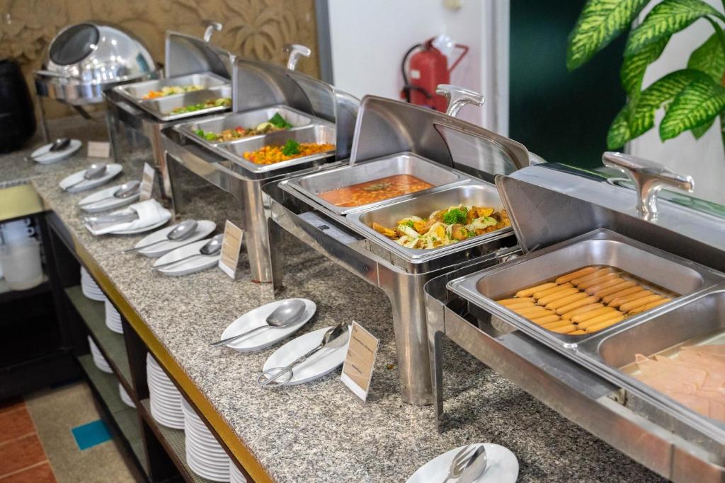 طعام و مشروبات