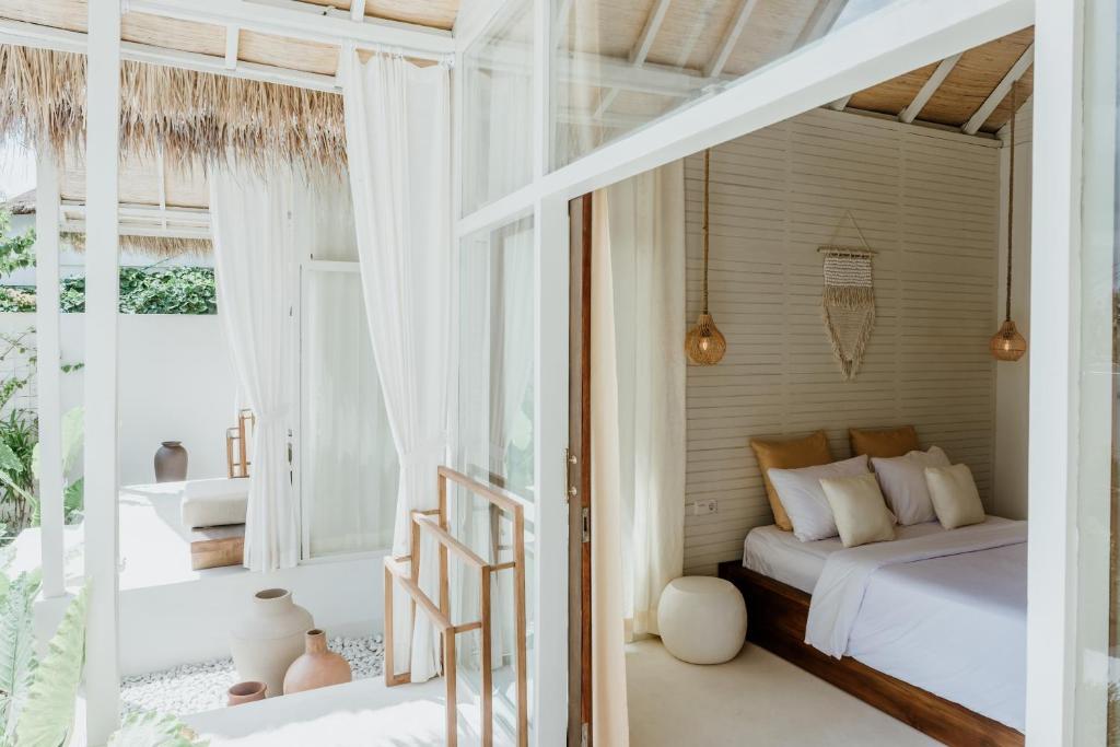 The Hut Hut The Hut Hut