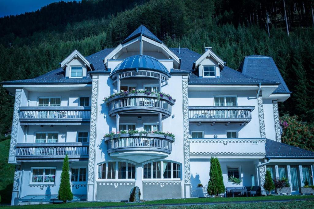 Hotel Garni Martina - 2
