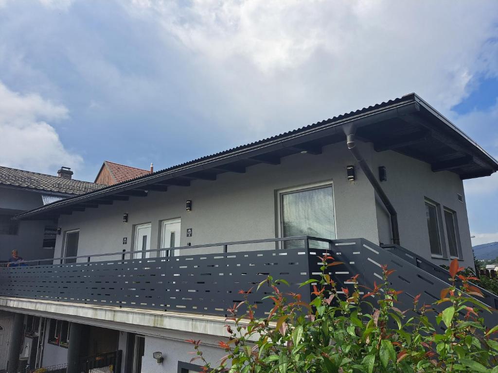 Apartment Selih 2