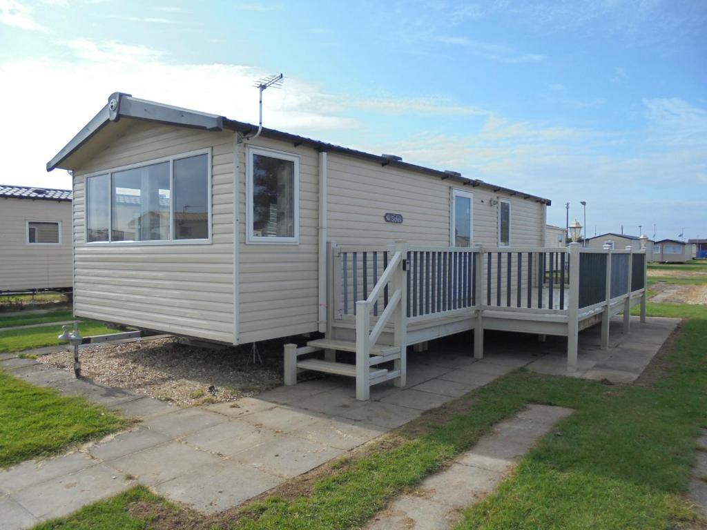 Kingfisher : Soleil:- 6 Berth, Central Heated, Close to site entrance, Ingoldmells
