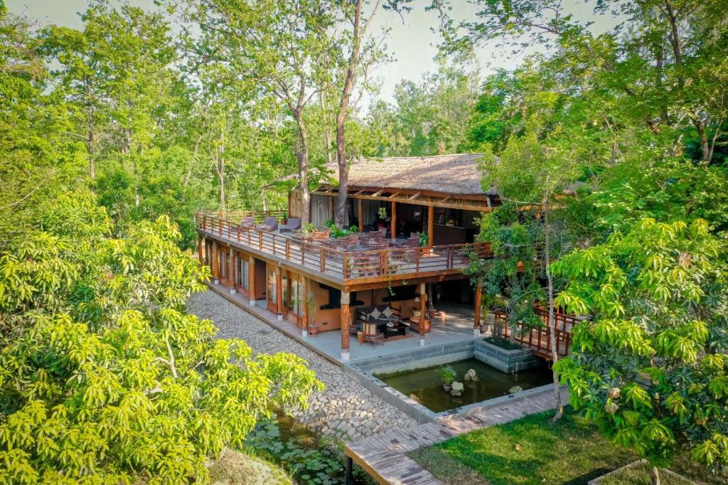 Miraaya Wellness and Golf Resort — Hotel in Chitwan