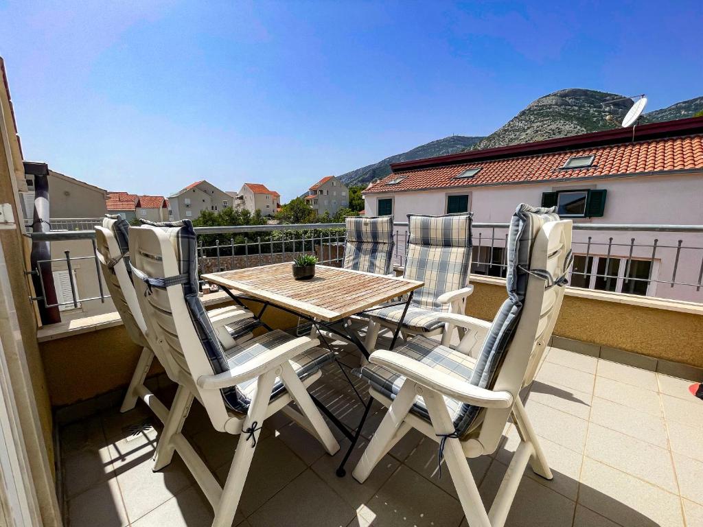 Perla Apartments