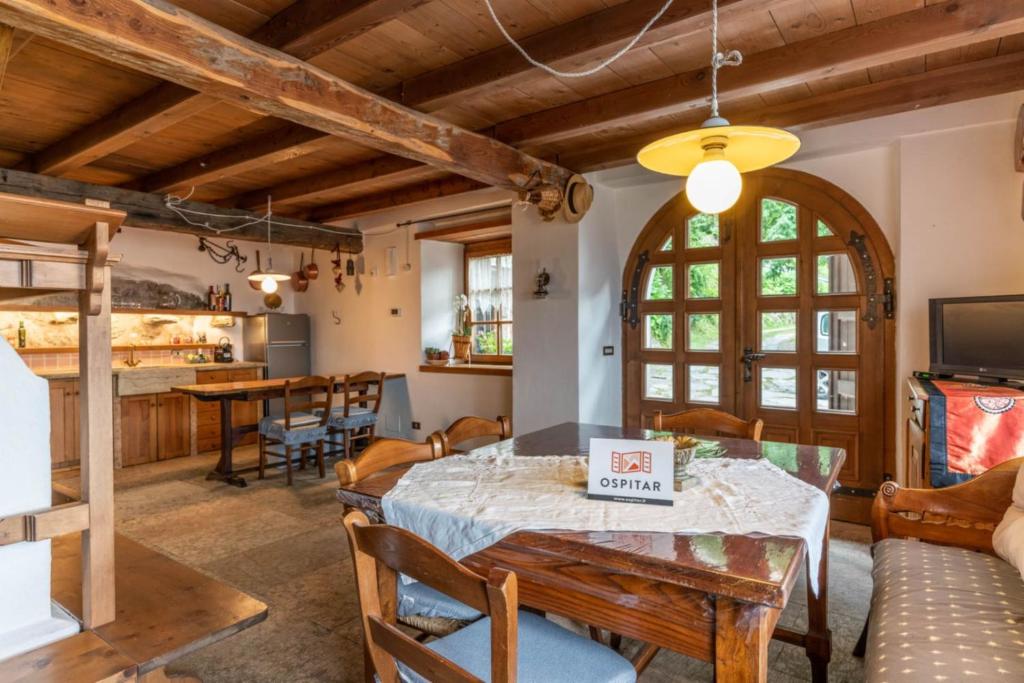 Casa Carincio, Falesina Ospitar - 1