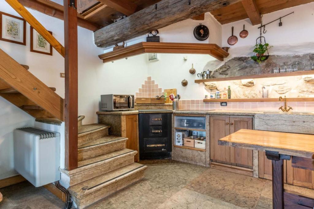 Casa Carincio, Falesina Ospitar - 2