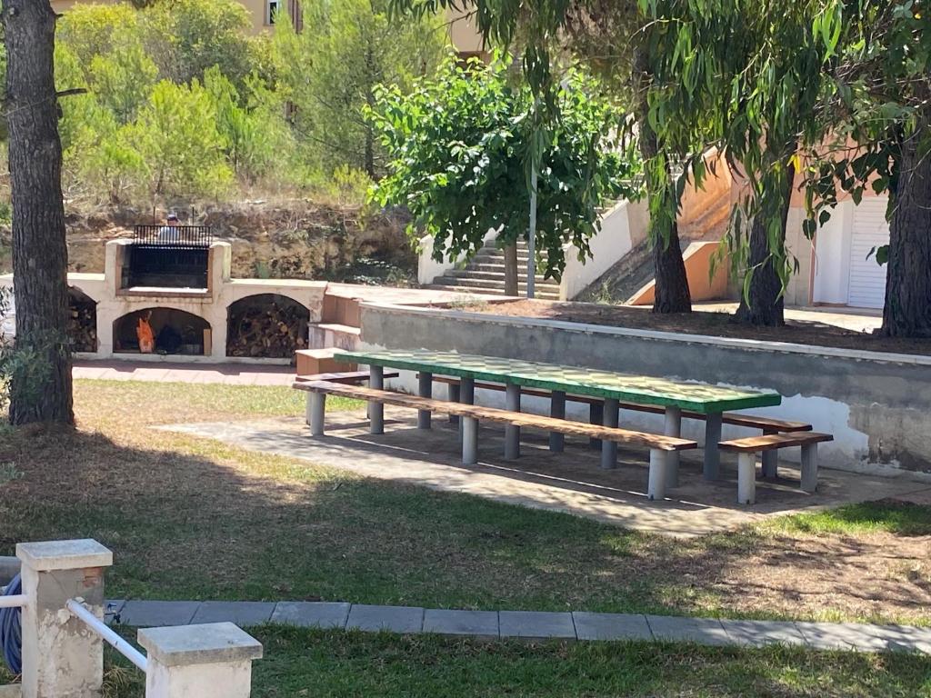 AYRES APART, Calafell