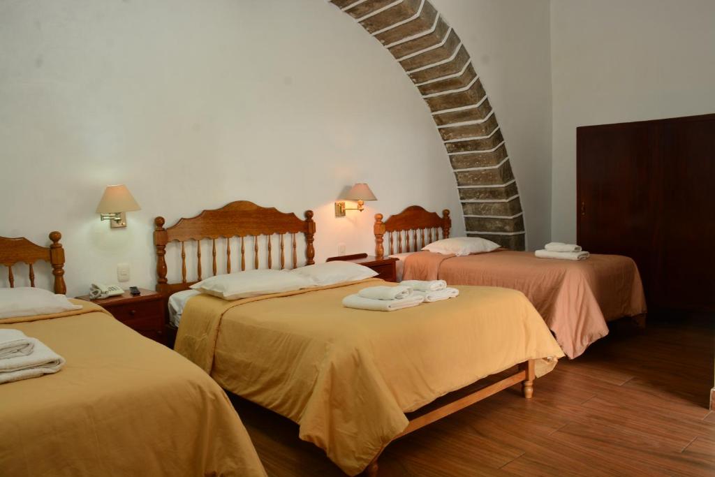 Hotel Santa Rosa - 4