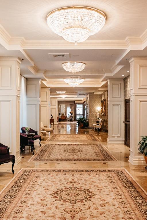 Chateau Vaudreuil photo