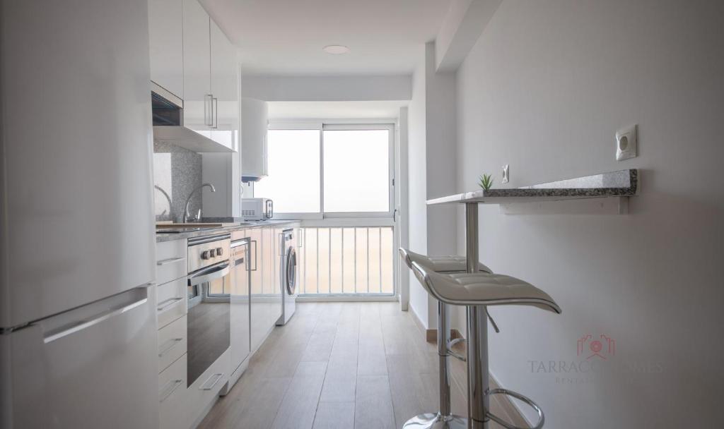 Tarraco Homes - TH64 Apartamento Luminoso y Espacioso, Tarragona