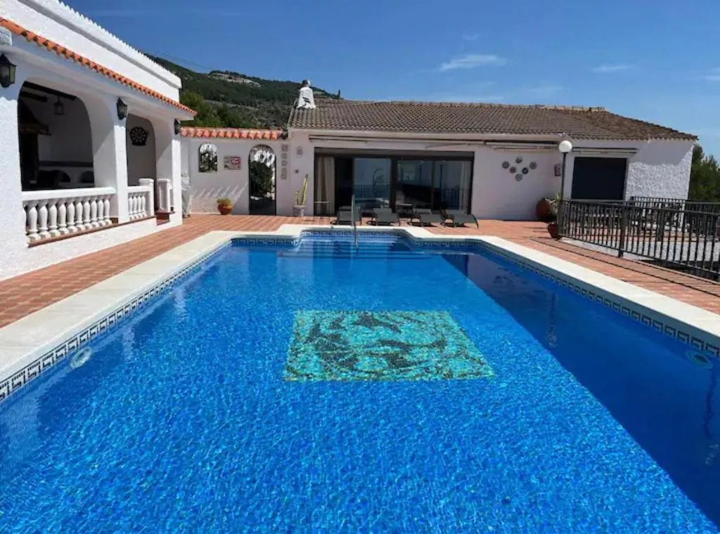 Villa La Vista, hotel in Alcossebre
