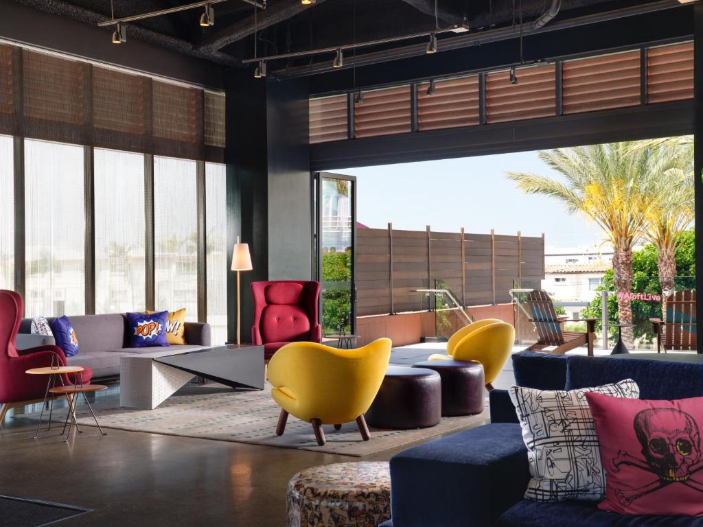 アロフト・エルセグンド - ロサンゼルス空港 (Aloft El Segundo - Los Angeles Airport) フロント・ロビー