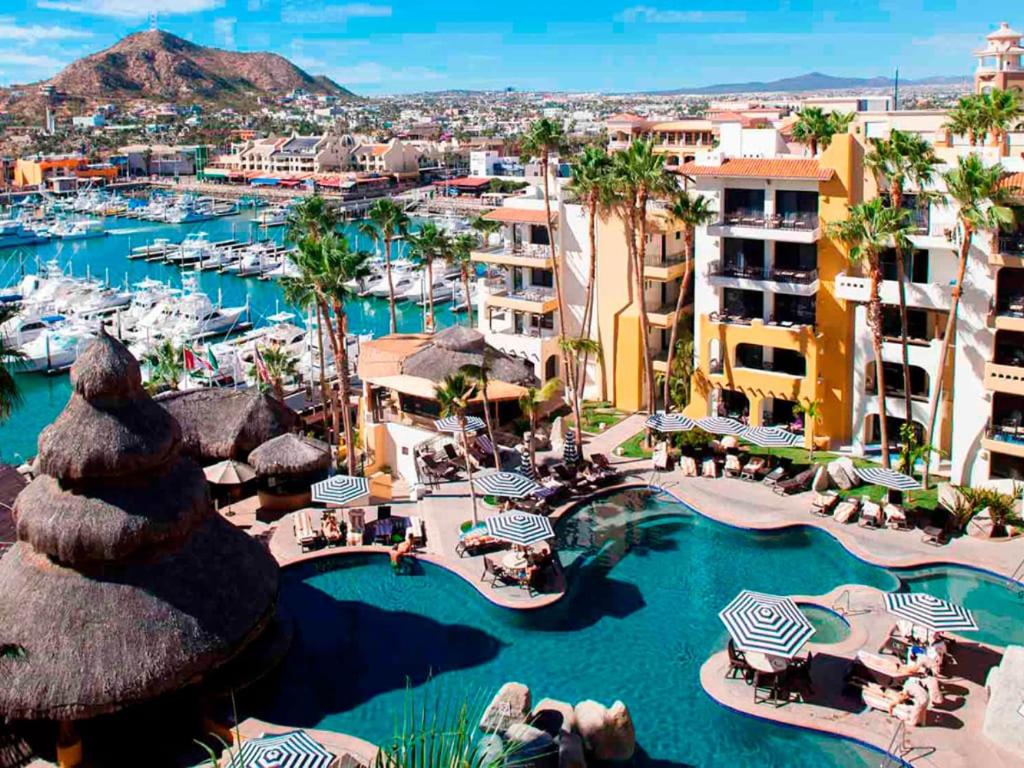 Luxury Studio with Pool and Awesome View in Cabo photo