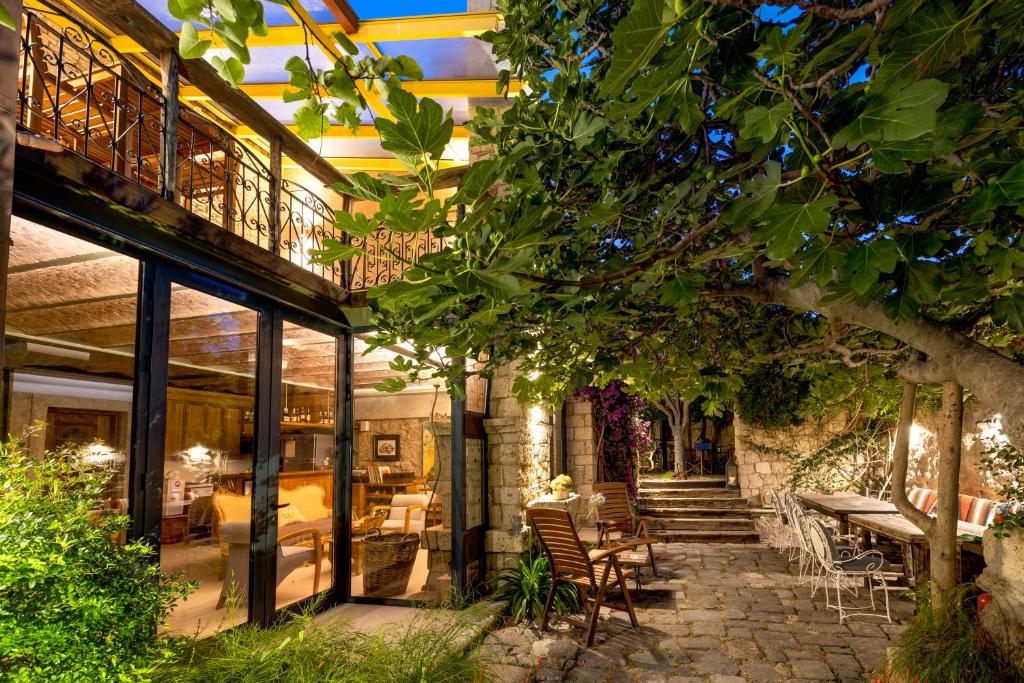 Exterior view, Sakin Ev in Cesme