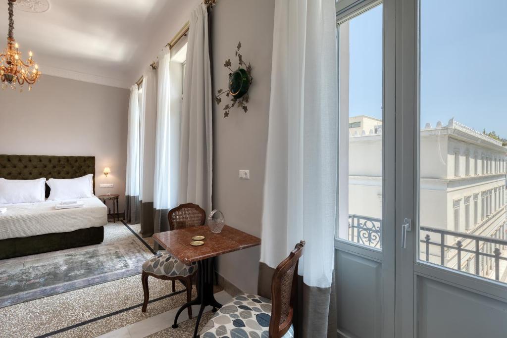 Athenian Vintage Apartments photo