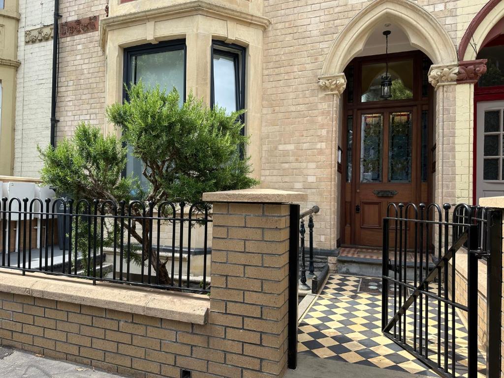 Central Studios, Cardiff