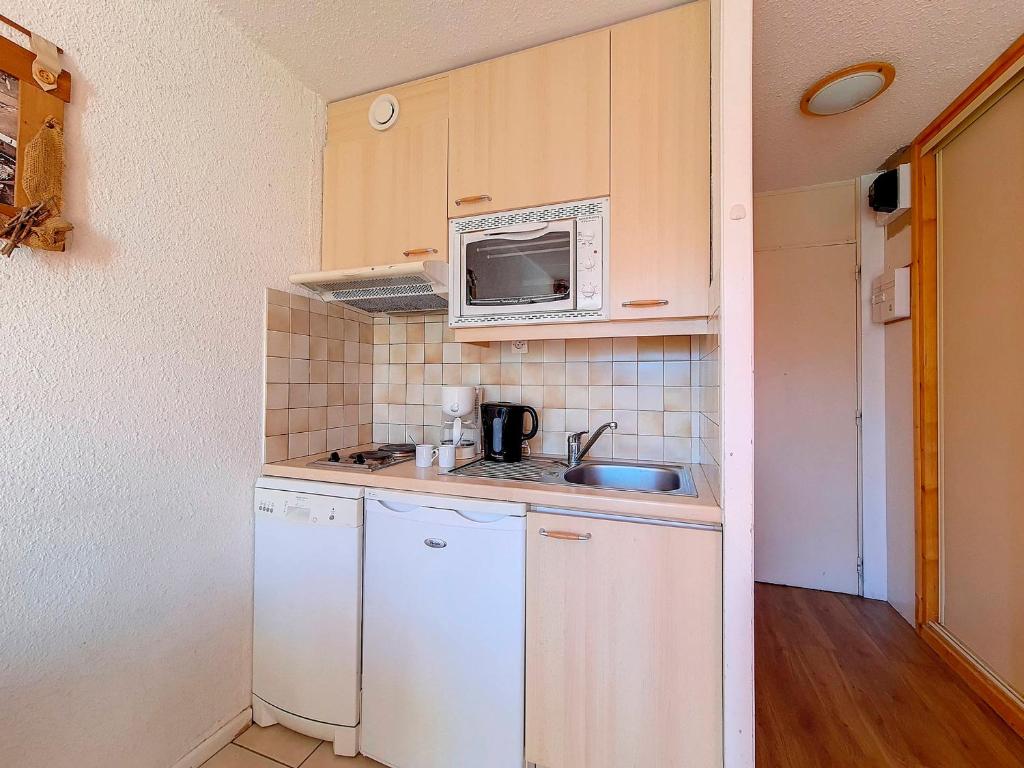 Studio lumineux, départ et retour skis aux pieds, balcon sud, 3 pers., animaux acceptés - FR-1-344-1145 - 5