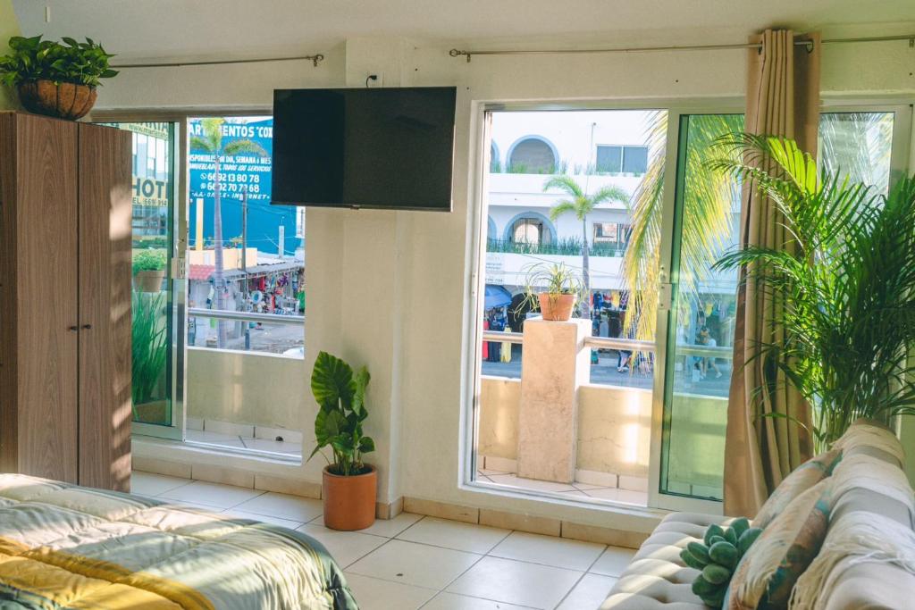 Departamento en Zona Dorada - 3