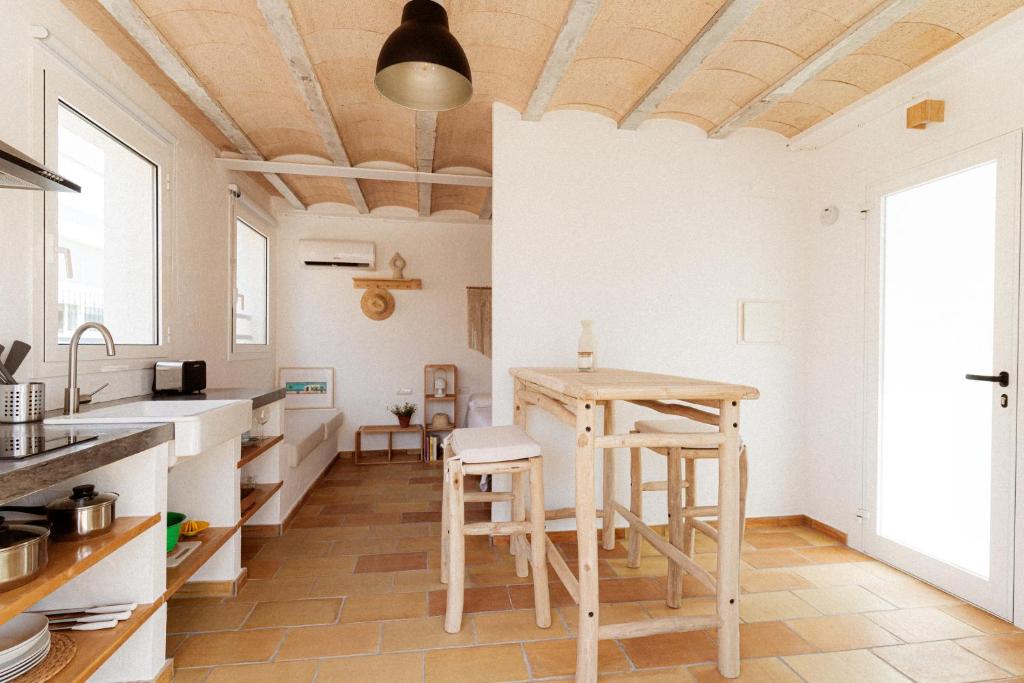 Loft Alguer II con terraza, barbacoa y chimenea - 2
