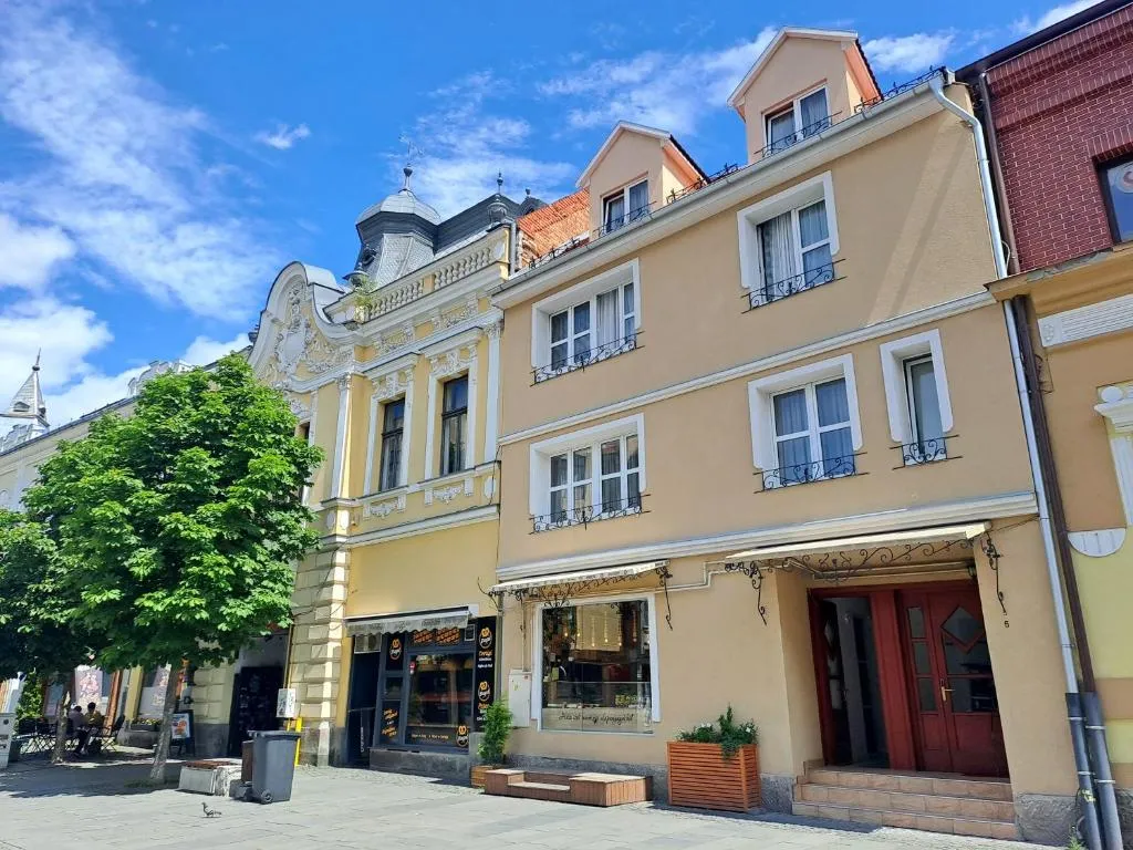 7 Levél Panzió, Ultra Central, Self Check-in, Self-Catering, hotel in Miercurea-Ciuc