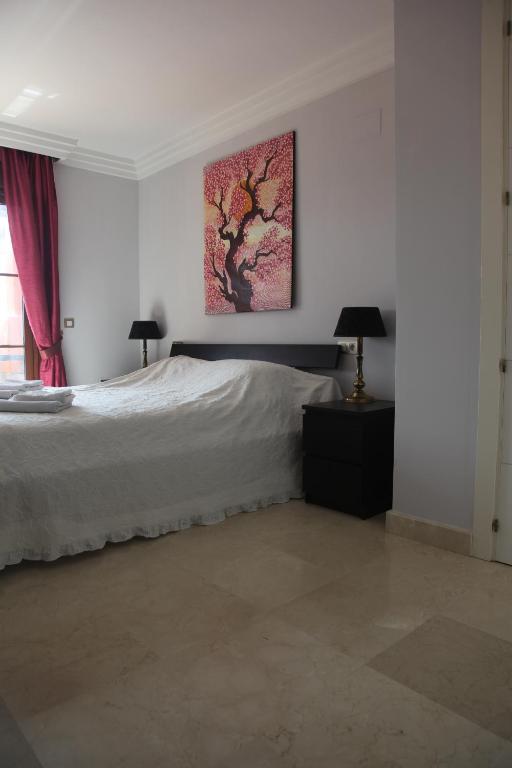 Your Oasis of Luxury and Leisure at Gazules Del Sol in Marbella area - Benahavis - 5