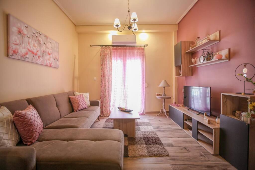 House with amazing view of Meteora, Kalambaka