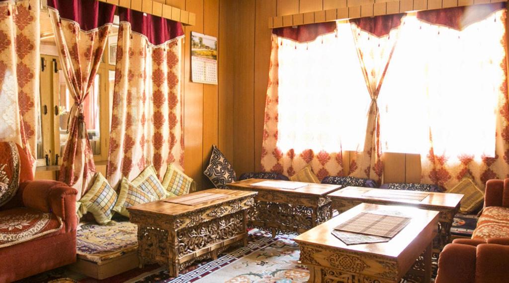 シア ラ ゲスト ハウス (Sia La Guest House)