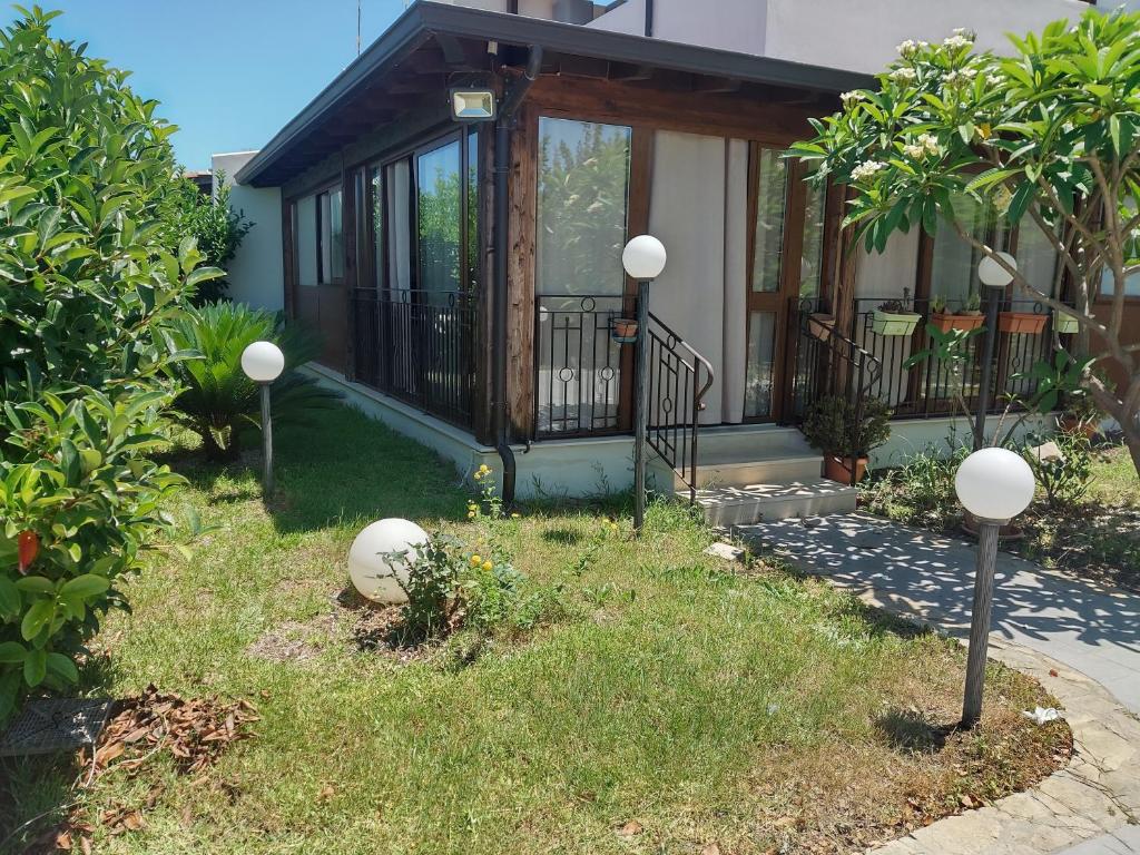 Casa Vacanze Villa Pomelia - 1