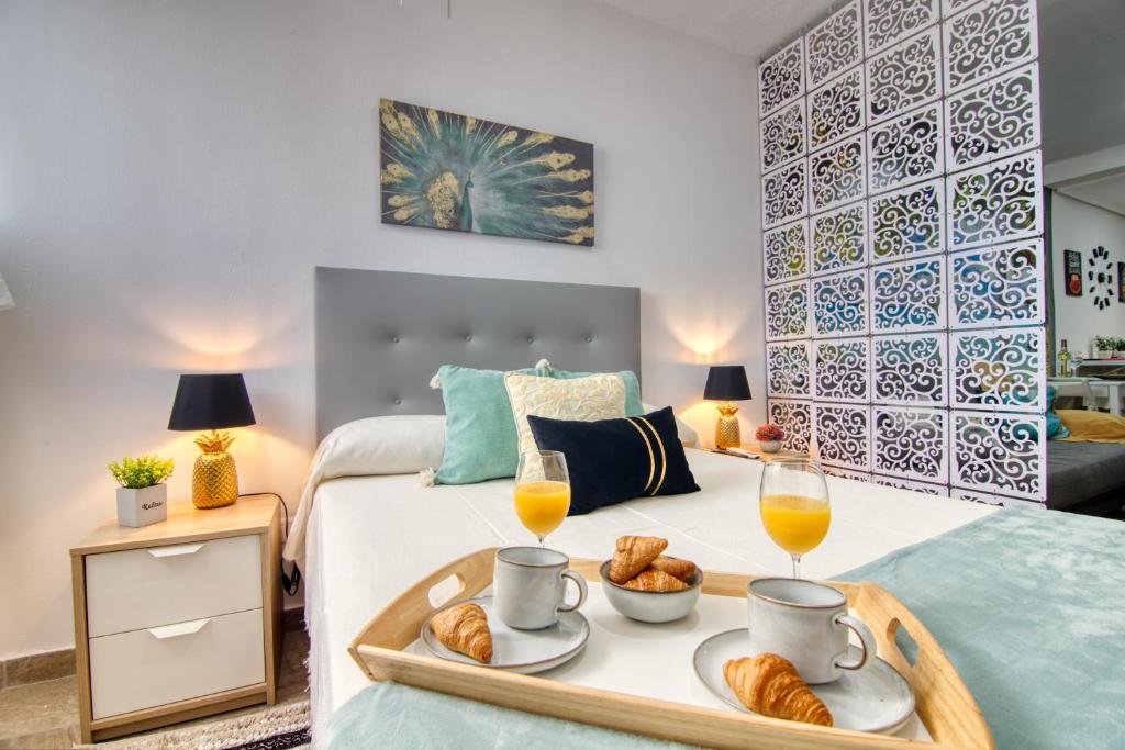 ALHAMAR apartment beachfront in Calahonda - 2