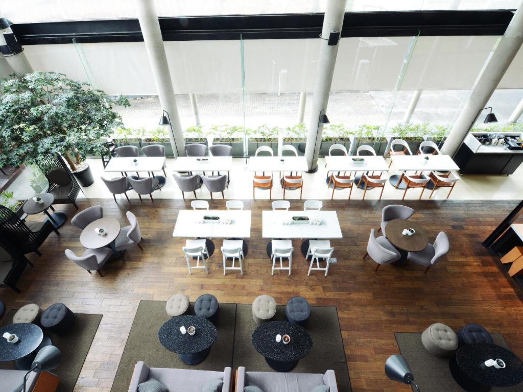 Bar/lounge