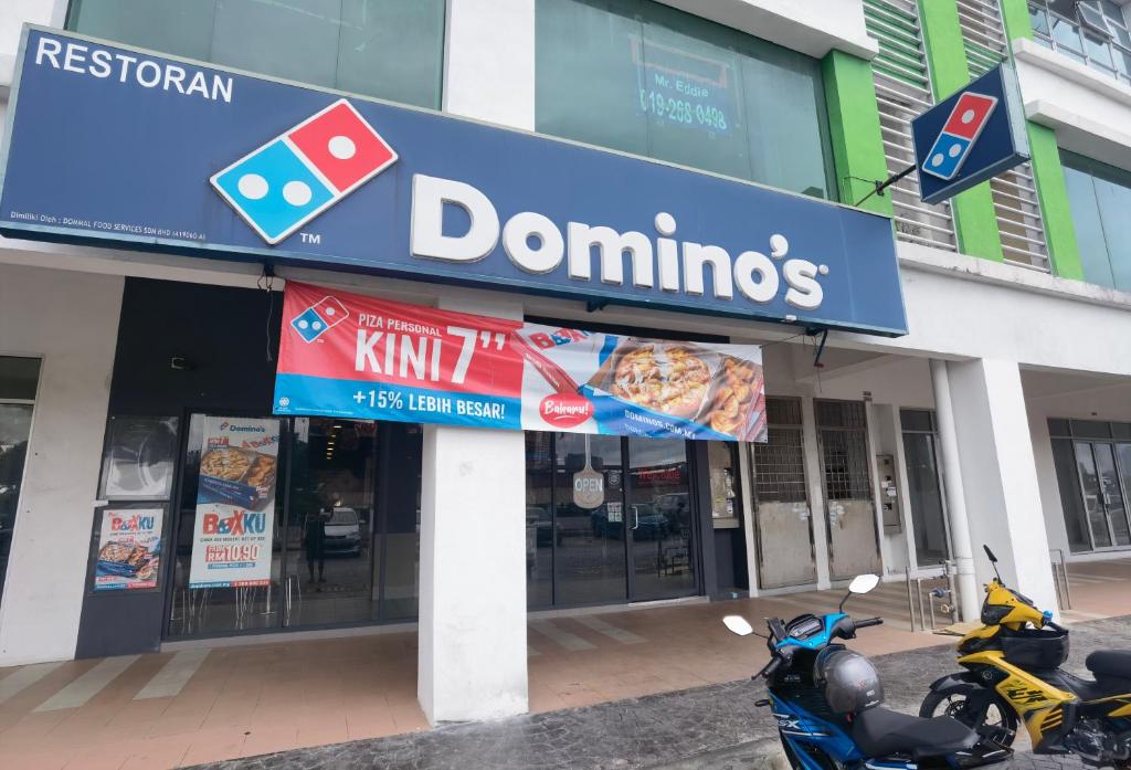 Puchong, Old Klang Road,8pax, Midvalley Pavilion 2 photo