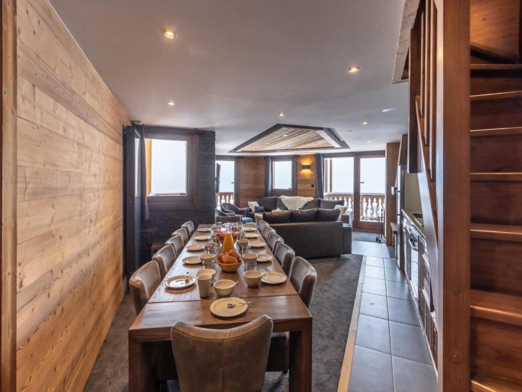 Cozy Chalet-Style Flat - 3