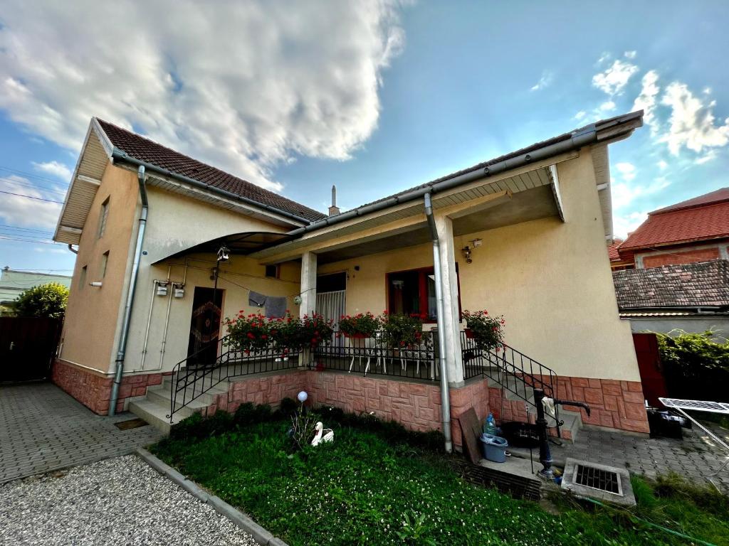 Casa LINDA — Hotel in Turda