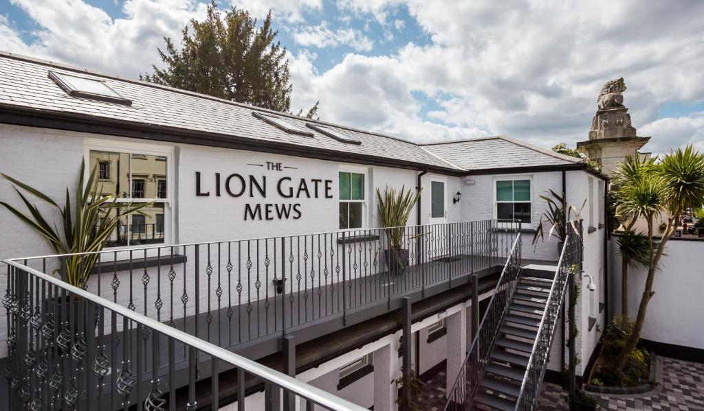 The Lion Gate Mews photo