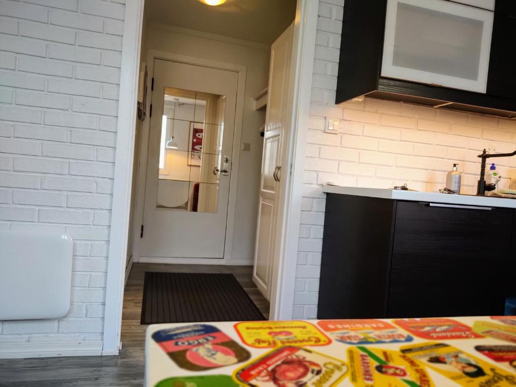 Cozee Central Apartments photo