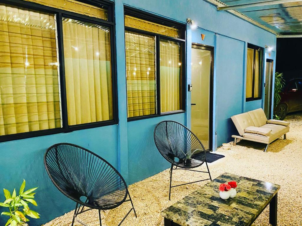 Studios Cenizaro Rentals