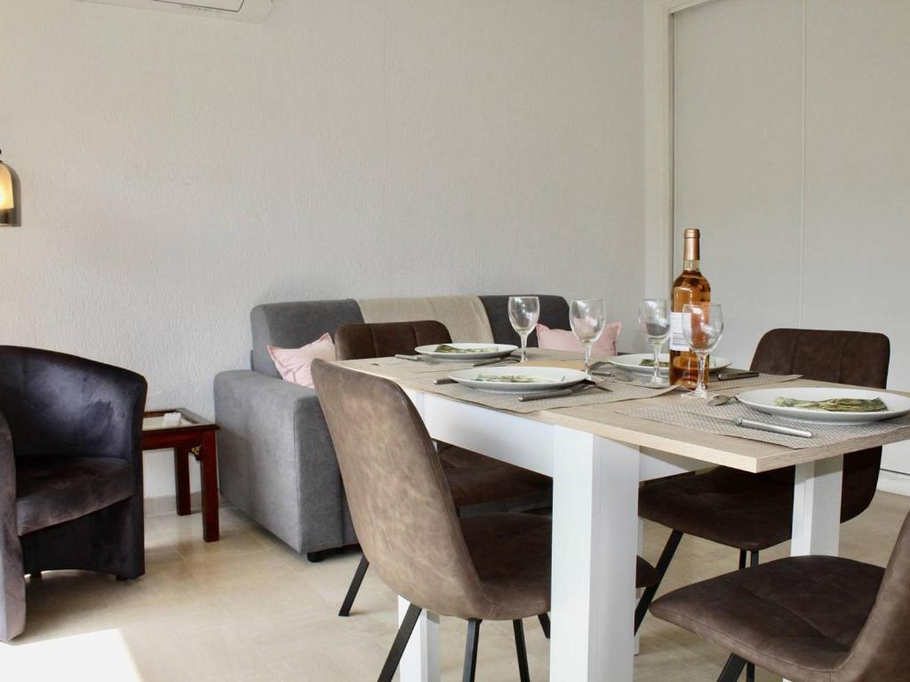 Appartement RDC à Villeneuve-Loubet - 2 Pièces, 45m², 4 Couchages, Plage à 100m - FR-1-252A-113 - 3