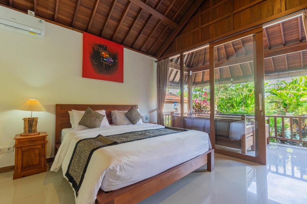 Sari Bamboo Bungalows