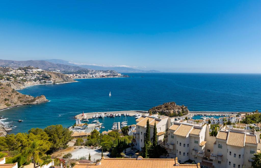 Apartamento con vistas y garaje en Marina del Este - 3